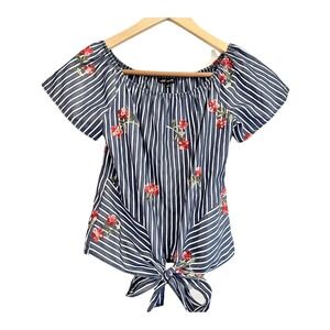 Michel Women's Top Small Striped‎ Embroidery Floral Short Sleeve Cropped Top